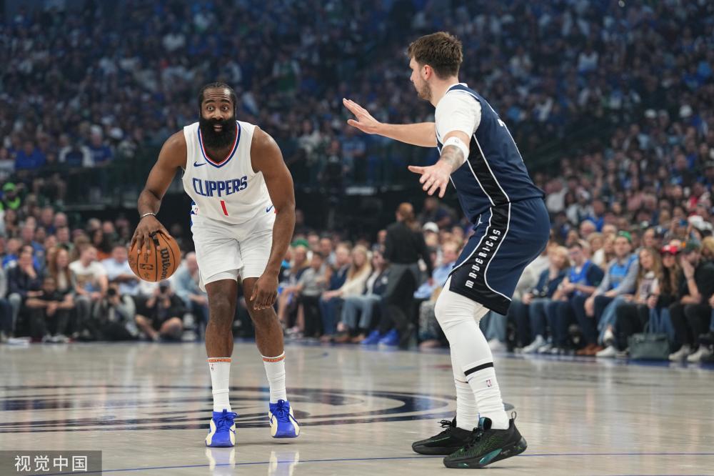 阿森纳紧随 阿森纳紧随