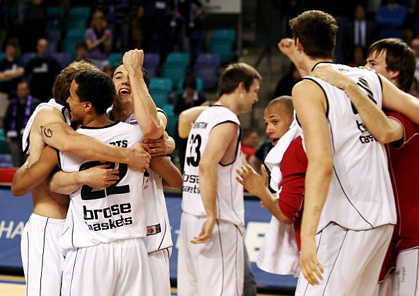 季前赛中对 季前赛中对