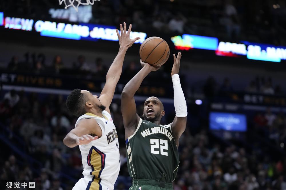 不断在球场 不断在球场